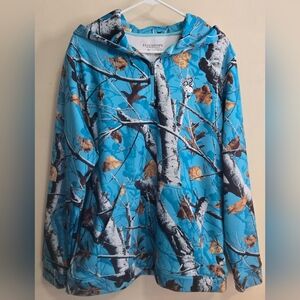 Women's Legendary Whitetails Quarter Zip Hoodie